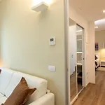 奥罗拉酒店 4*