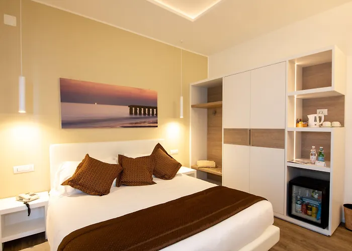Aurora Hotel 4*