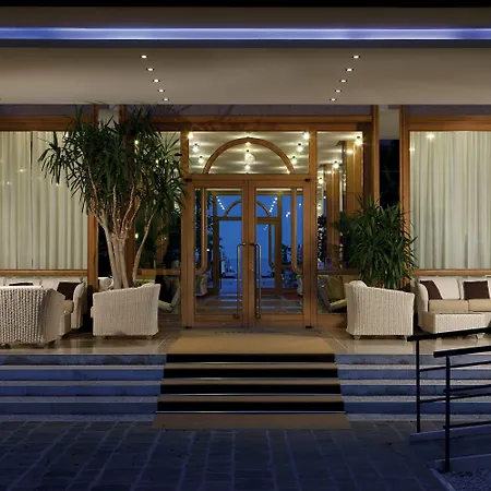 Aurora 4*