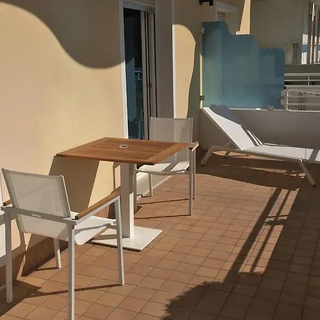 Hotel Aurora