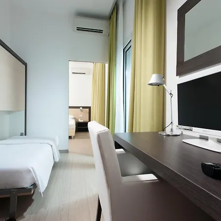 Aurora 4*